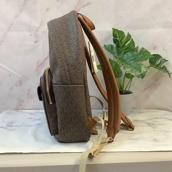 NWT Michael Kors Brown Backpack Medium in Maisie - Picture 3 of 8